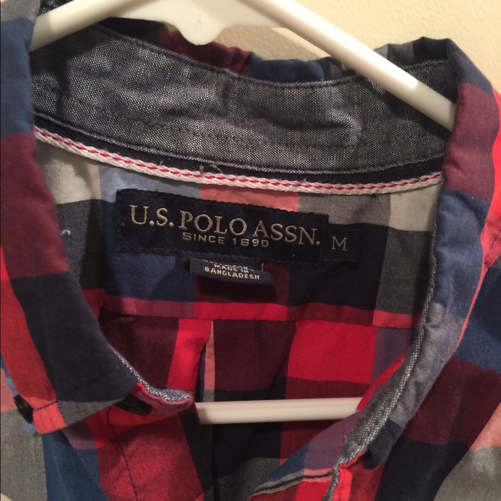 Polo button up - Picture 2 of 3